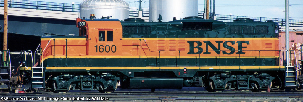 BNSF GP9 1600